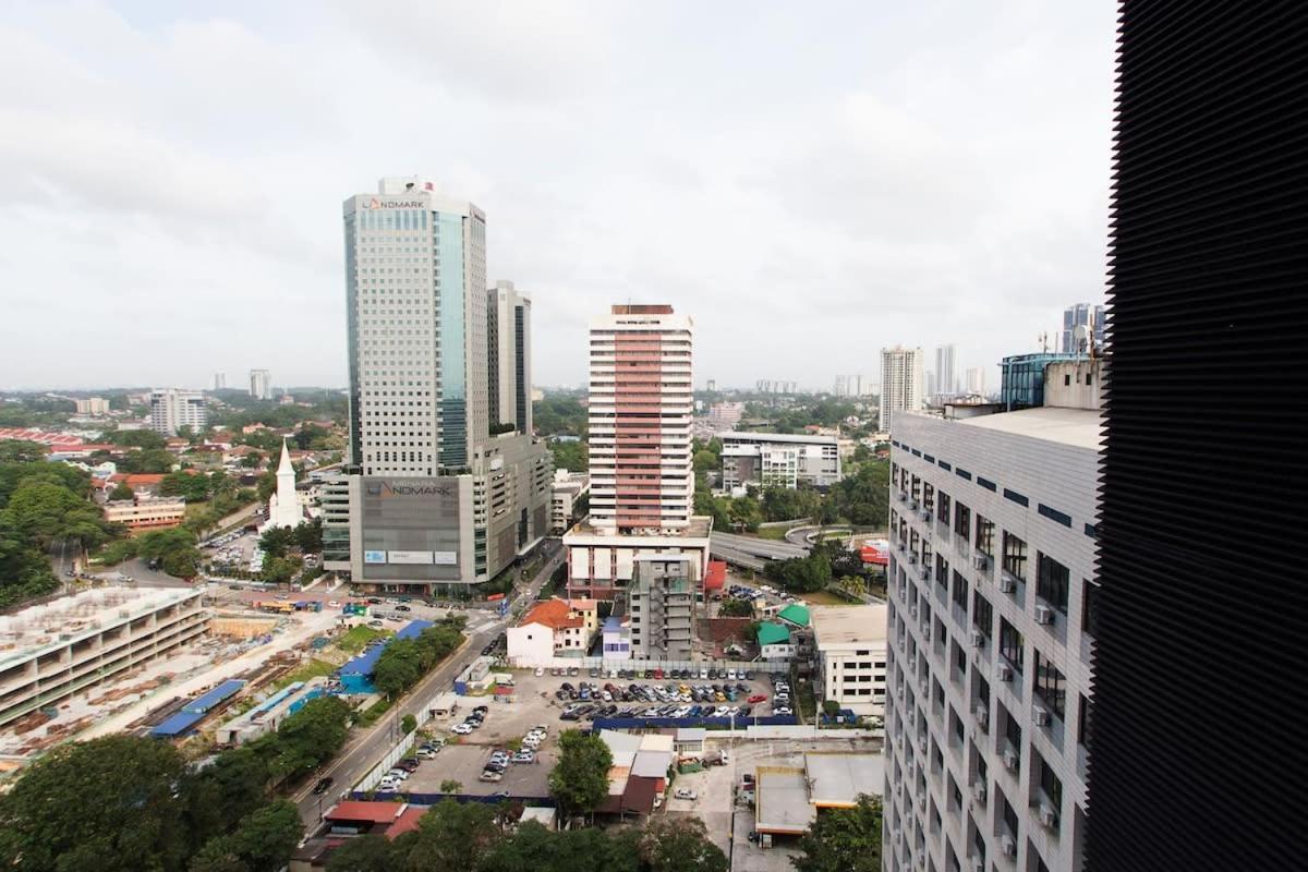 Modern, High Floor Suasana Suites 05 In Jb Johor Bahru Exteriér fotografie